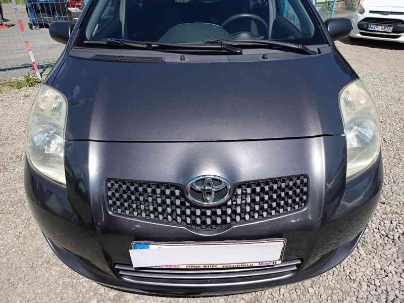 Toyota Yaris 1,3VVT-i Comfort ČR  - foto 4
