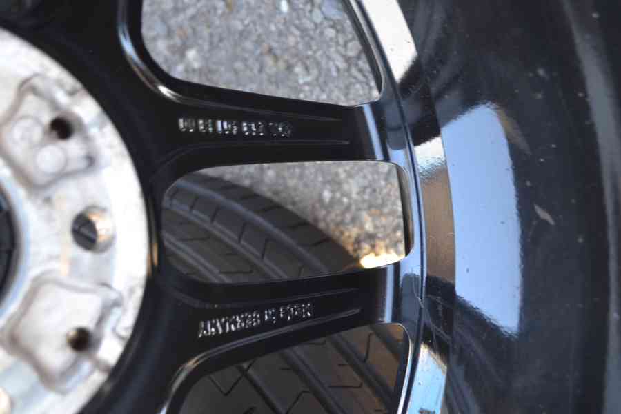 MB GLC coupe -Téměř NOVÁ letní Alu sada AMG 235/50R19 - foto 19