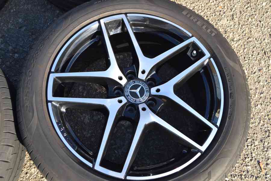 MB GLC coupe -Téměř NOVÁ letní Alu sada AMG 235/50R19 - foto 10