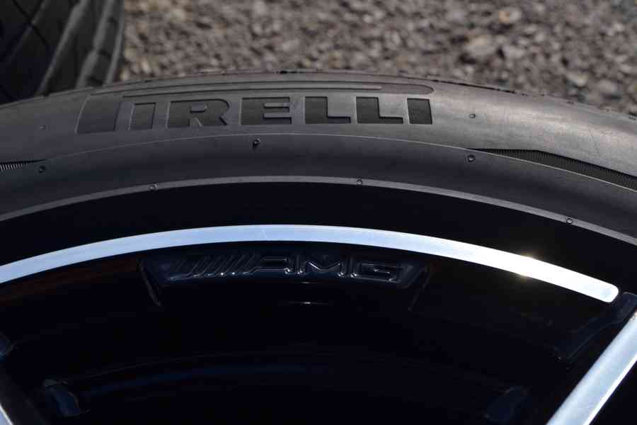 MB GLC coupe -Téměř NOVÁ letní Alu sada AMG 235/50R19 - foto 8