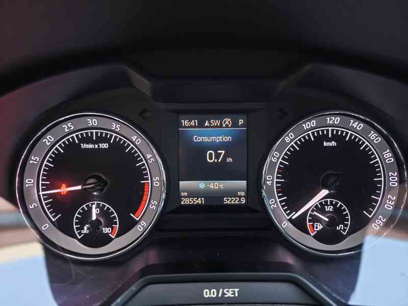 Škoda Octavia 3 liftback 2.0 TDI 110kW DSG  L & K - foto 10