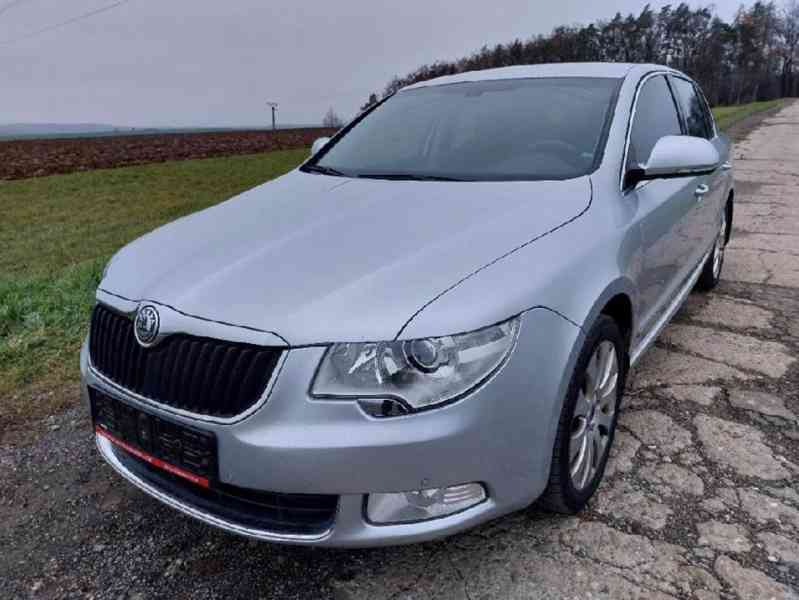 ŠKODA SUPERB II 2,0 TDI COMMON RAIL ELEGANCE  - foto 1