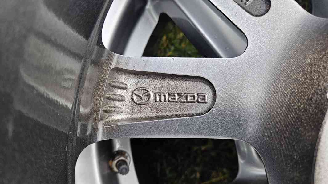 Mazda 3 zimní kola pneumatiky Nokian 205/60R16 elektrony 16" - foto 10