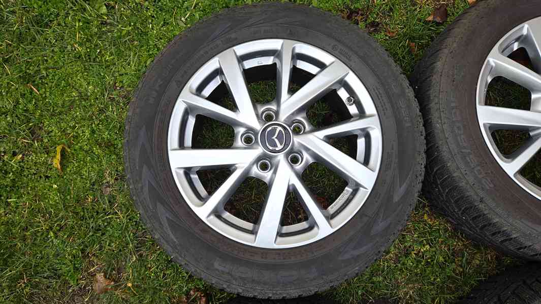 Mazda 3 zimní kola pneumatiky Nokian 205/60R16 elektrony 16" - foto 6