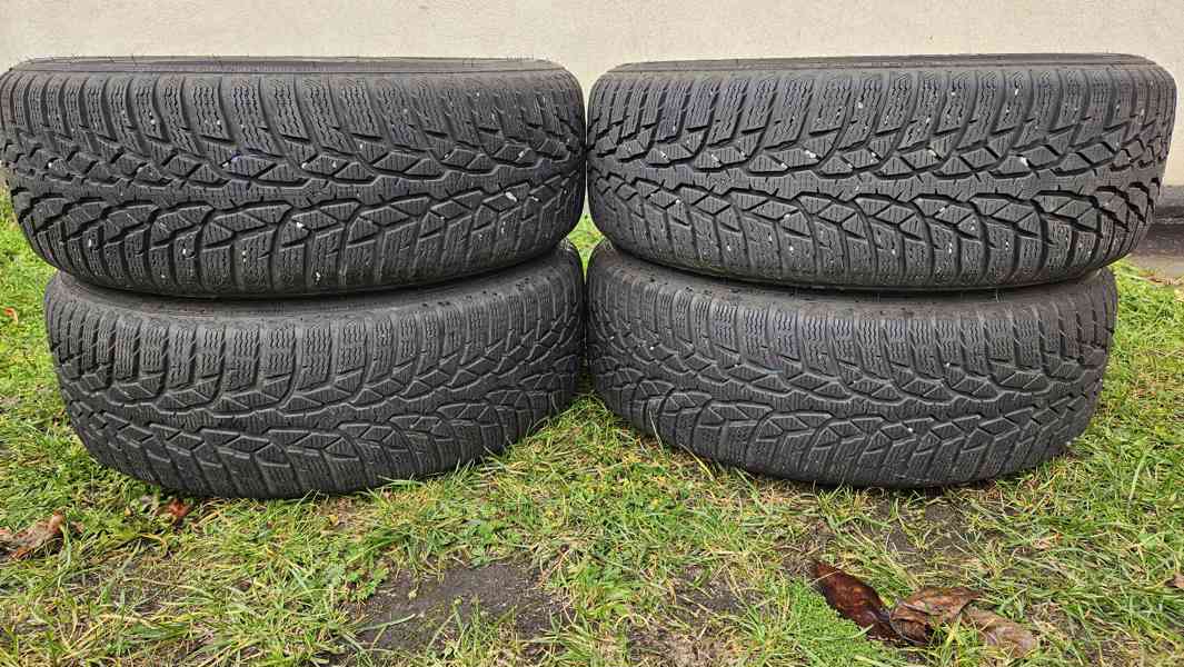 Mazda 3 zimní kola pneumatiky Nokian 205/60R16 elektrony 16" - foto 7