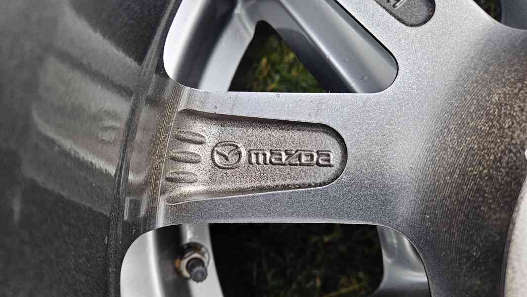 Mazda 3 zimní kola pneumatiky Nokian 205/60R16 elektrony 16" - foto 10