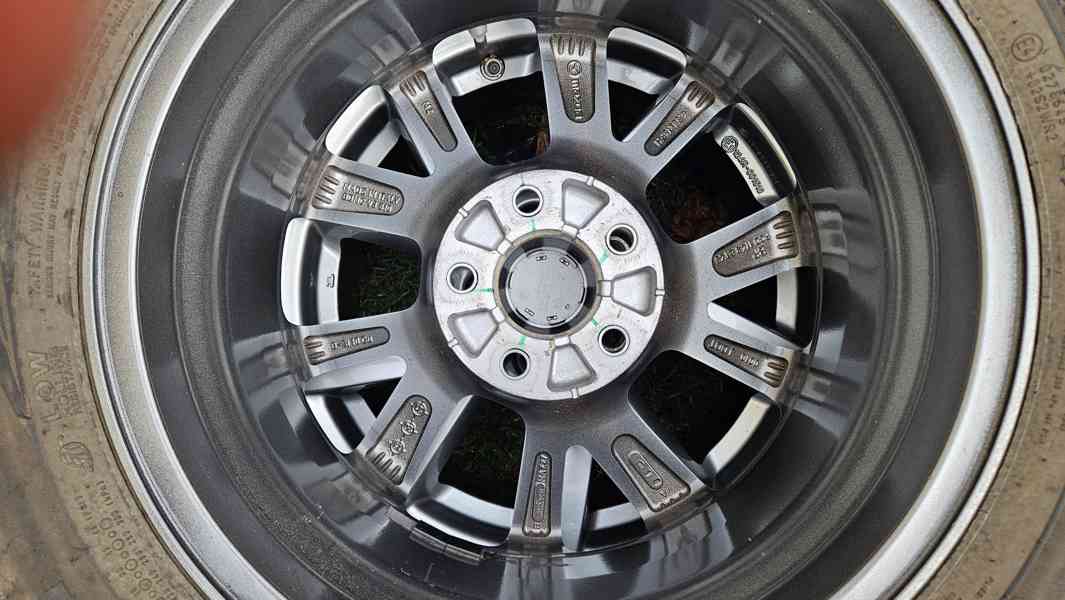 Mazda 3 zimní kola pneumatiky Nokian 205/60R16 elektrony 16" - foto 9