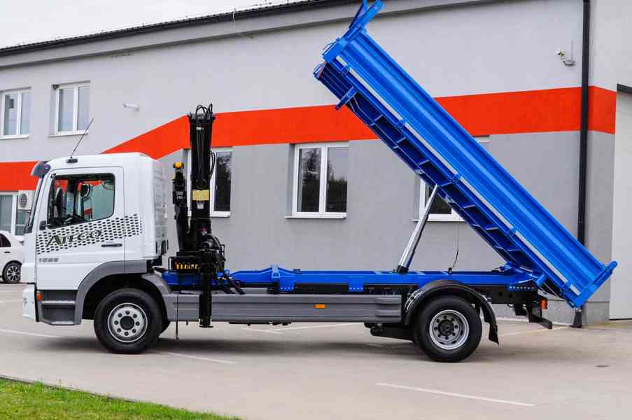 MERCEDES ATEGO 1523 TŘÍSTRANNÝ SKLÁPĚČ + HYDRAULICKÁ RUKA - foto 66