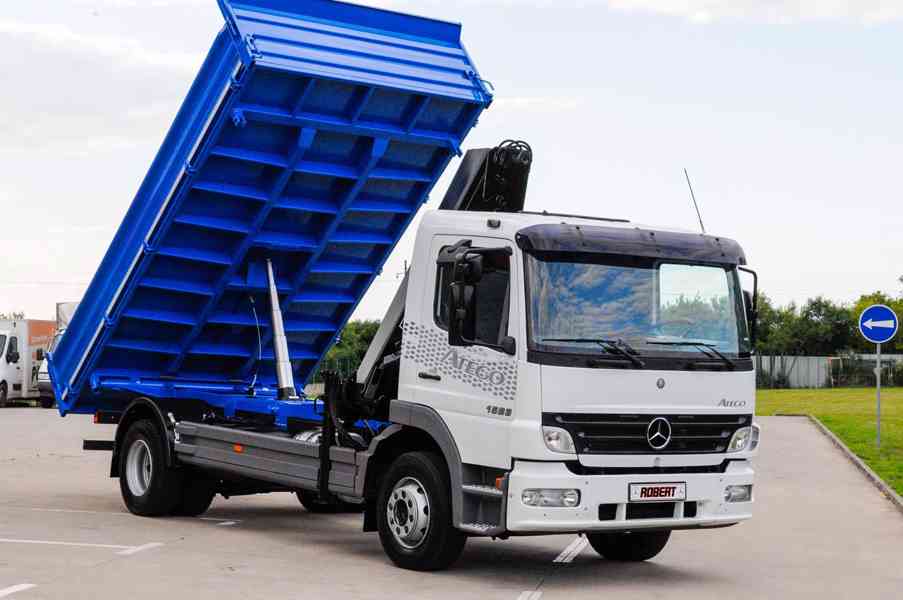 MERCEDES ATEGO 1523 TŘÍSTRANNÝ SKLÁPĚČ + HYDRAULICKÁ RUKA - foto 64