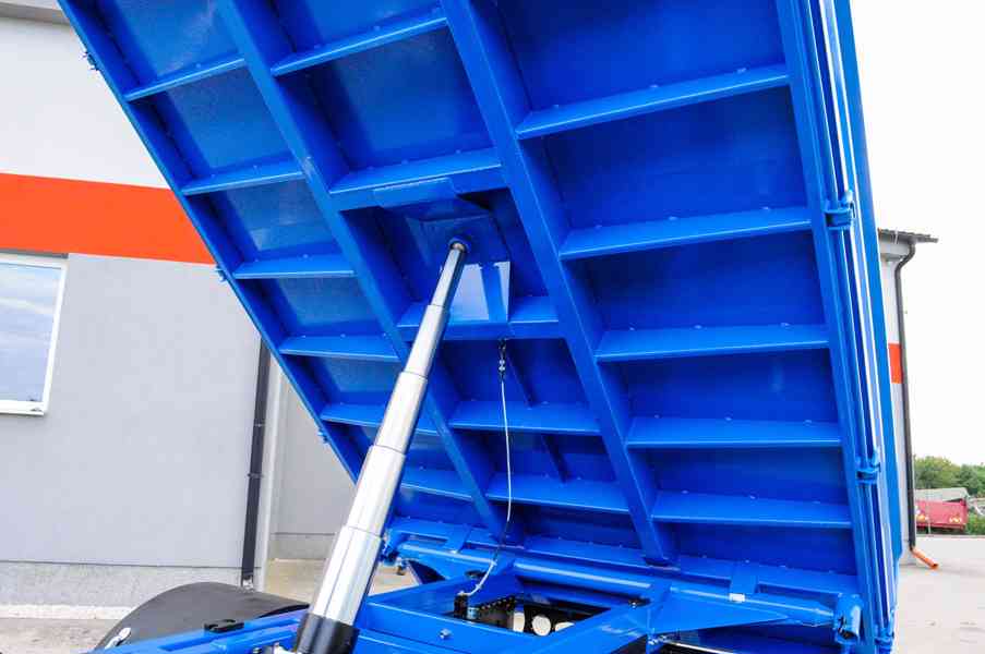 MERCEDES ATEGO 1523 TŘÍSTRANNÝ SKLÁPĚČ + HYDRAULICKÁ RUKA - foto 73