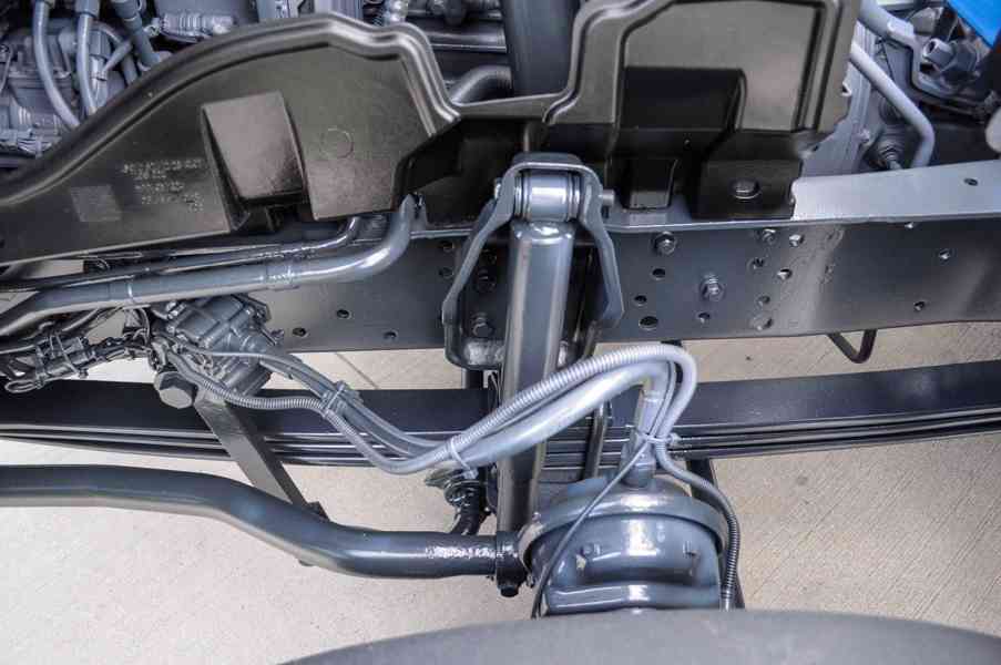 MERCEDES ATEGO 1523 TŘÍSTRANNÝ SKLÁPĚČ + HYDRAULICKÁ RUKA - foto 59