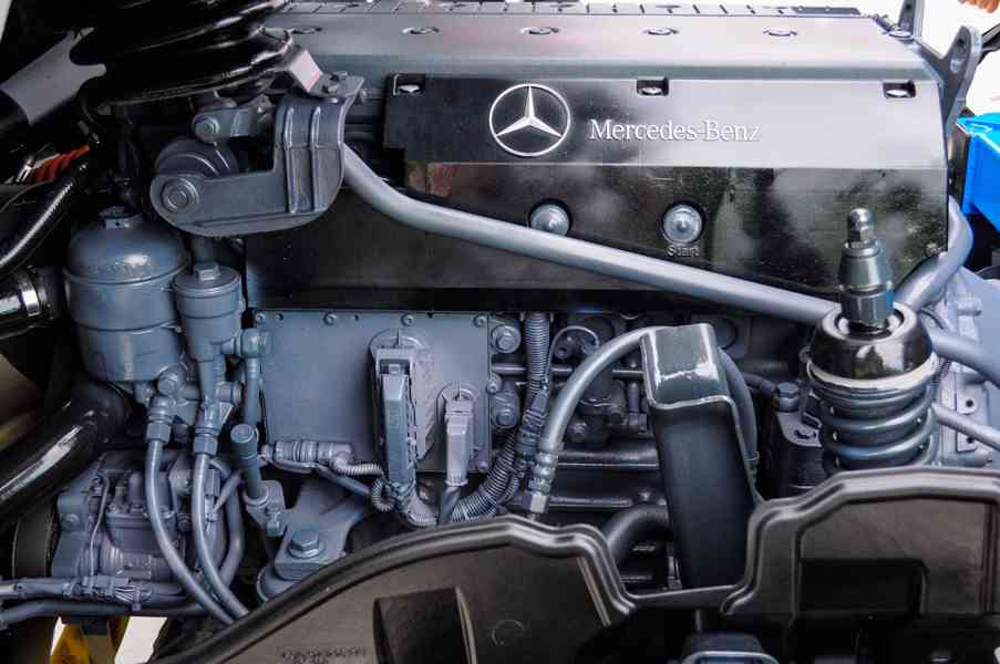 MERCEDES ATEGO 1523 TŘÍSTRANNÝ SKLÁPĚČ + HYDRAULICKÁ RUKA - foto 60