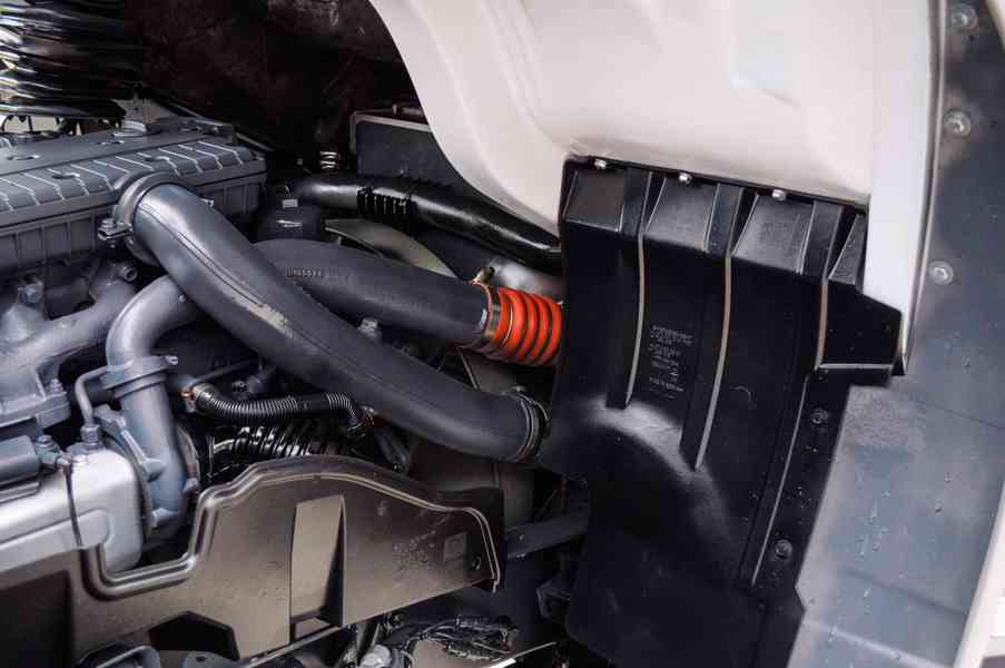 MERCEDES ATEGO 1523 TŘÍSTRANNÝ SKLÁPĚČ + HYDRAULICKÁ RUKA - foto 56