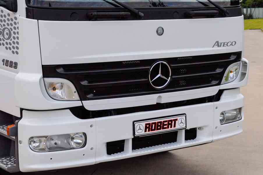 MERCEDES ATEGO 1523 TŘÍSTRANNÝ SKLÁPĚČ + HYDRAULICKÁ RUKA - foto 30