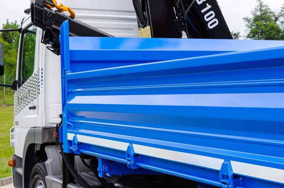 MERCEDES ATEGO 1523 TŘÍSTRANNÝ SKLÁPĚČ + HYDRAULICKÁ RUKA - foto 23
