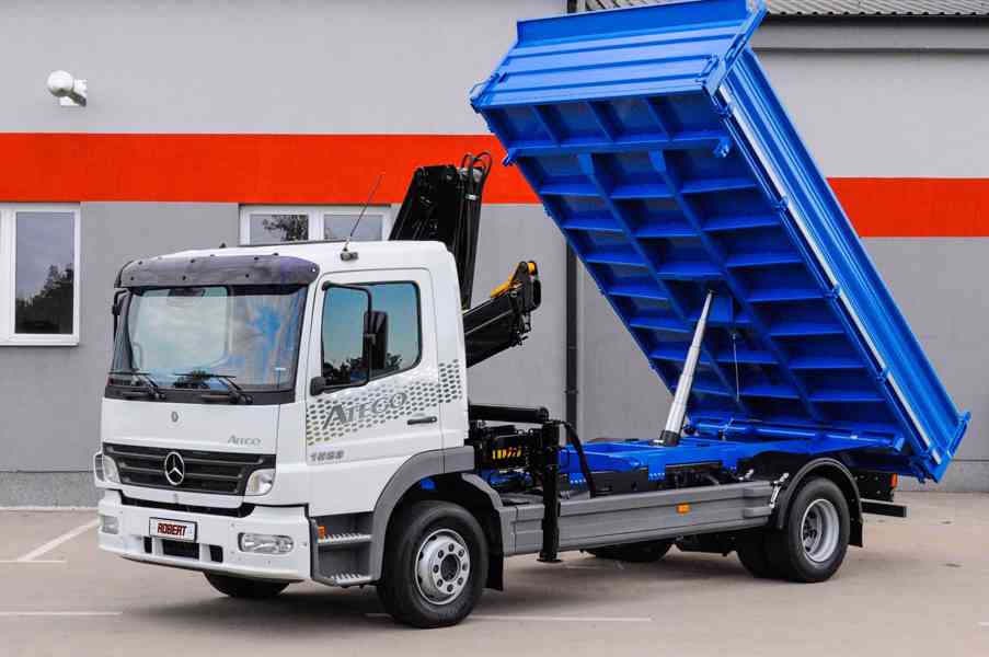 MERCEDES ATEGO 1523 TŘÍSTRANNÝ SKLÁPĚČ + HYDRAULICKÁ RUKA - foto 65