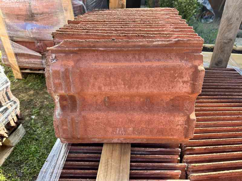 Stresni tasky - foto 1