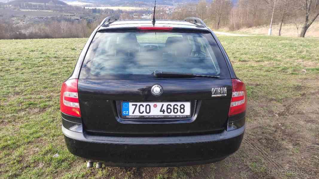 Škoda Octavia 2 Combi Elegance 1.9 TDI 77 kW diesel 2007   - foto 10