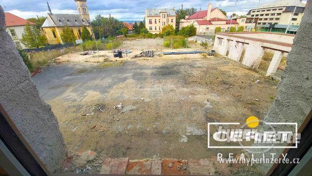 Prodej bytového domu v rekonstrukci, Žatec - foto 3