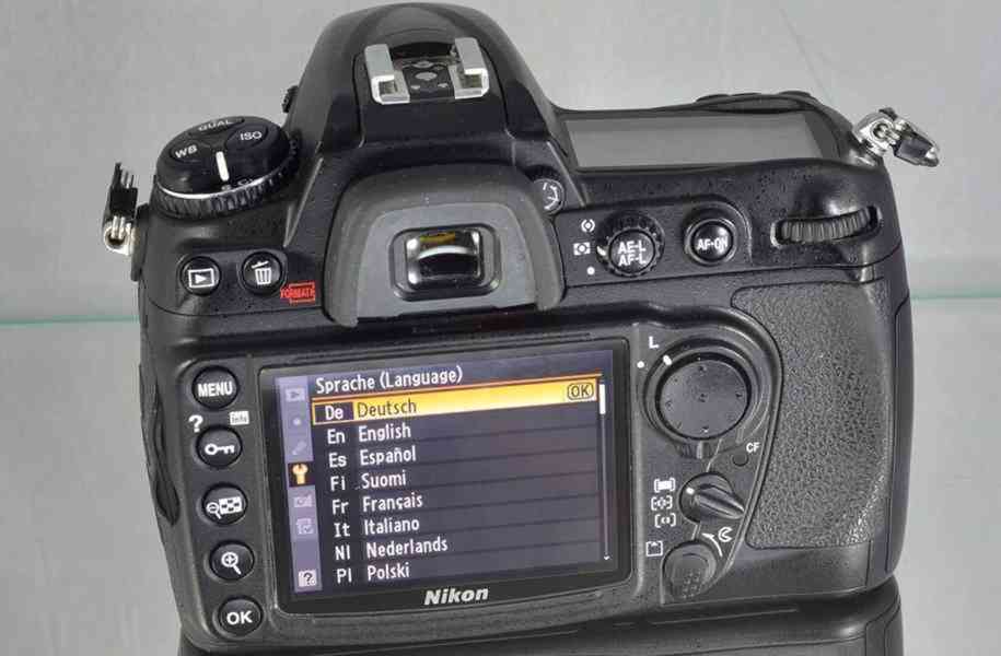 Nikon D300 + AF-S 18-200mm  VR ** 13000 Exp. - foto 10
