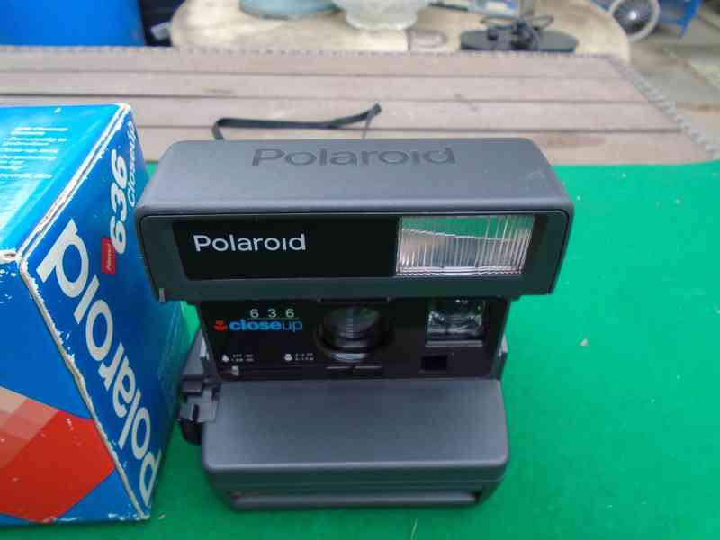 Polaroid 636 CloseUp pěkný i s krabičkou bez filmu - foto 3