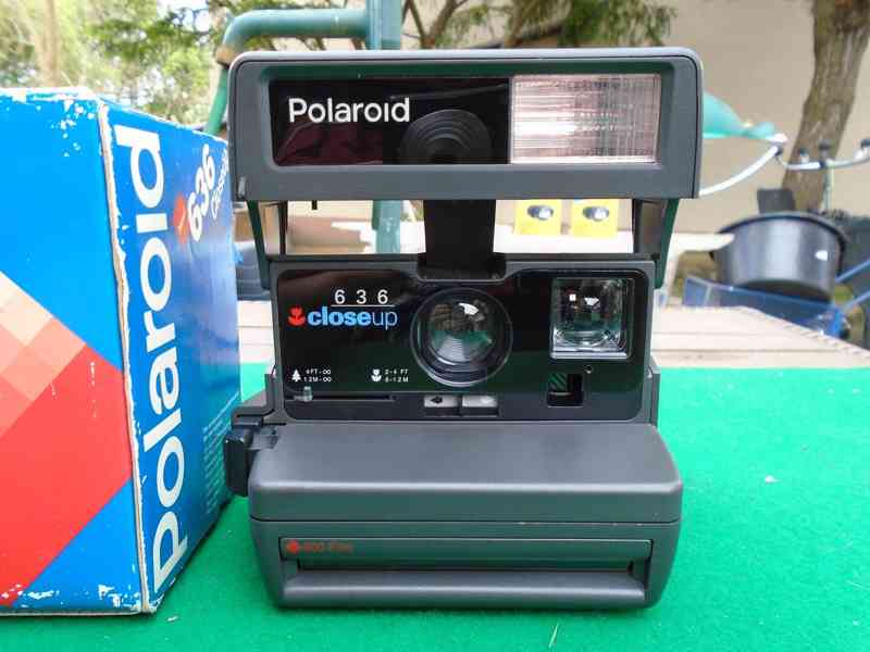 Polaroid 636 CloseUp pěkný i s krabičkou bez filmu - foto 2
