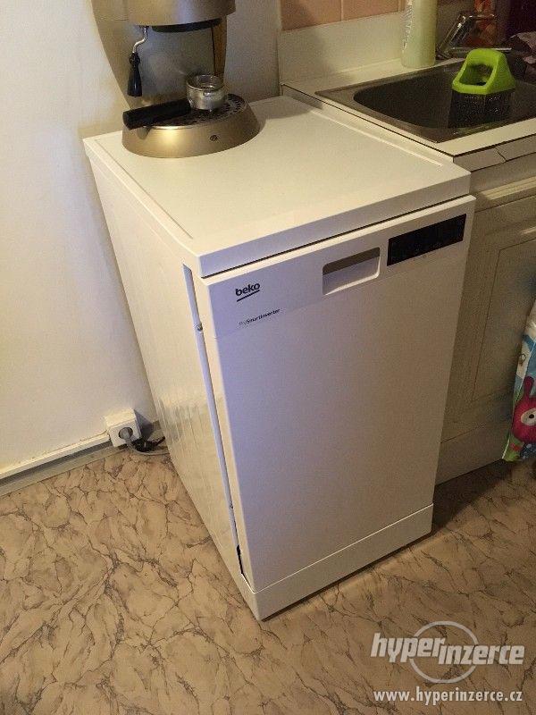 Myčka - BEKO DFS 28020 W - foto 1