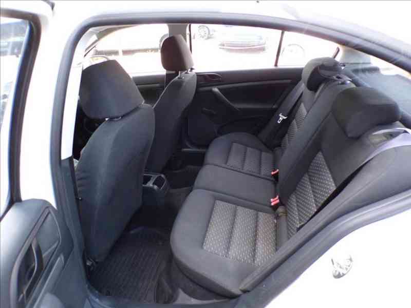 Škoda Octavia 1,2 TSI ODPOČET DPH!!! - foto 8