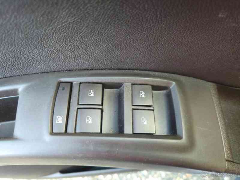 Opel Meriva 1,7   CDTi Cosmo - foto 6