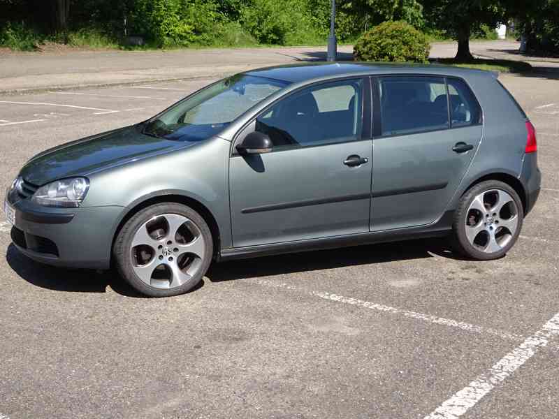 VW Golf 1.6i r.v.2007 (75 kw) klima Koupeno v ČR  - foto 3