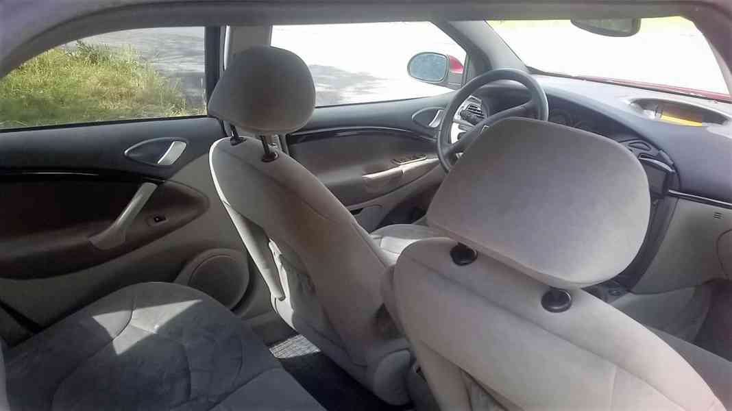Prodám C5 II 1,6 HDi 16v SX Break 175.000 km - foto 10