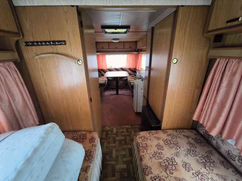 Chata s doklady, platná STK, karavan Wilk 601. - foto 7