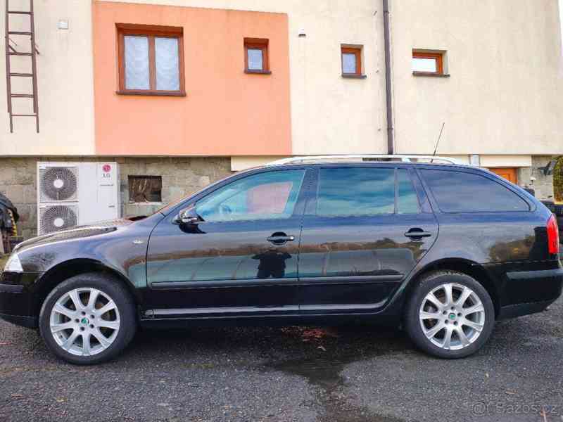 Škoda Octavia 2,0   Laurin & Klement - foto 13