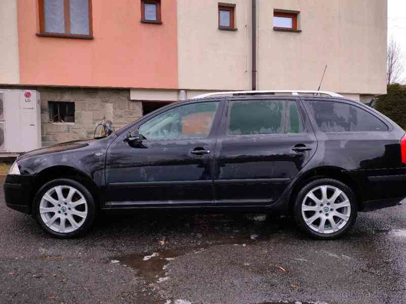 Škoda Octavia 2,0   Laurin & Klement - foto 7