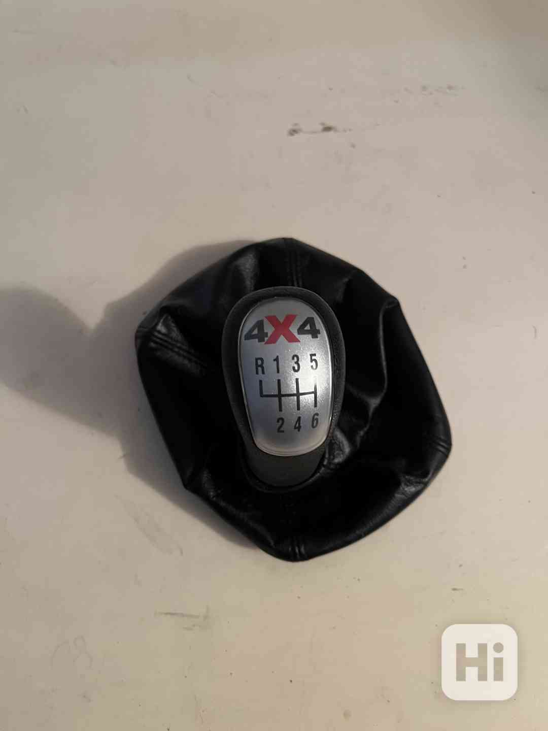 Hlavice řadící páky OCTAVIA I. s manžetou - foto 1