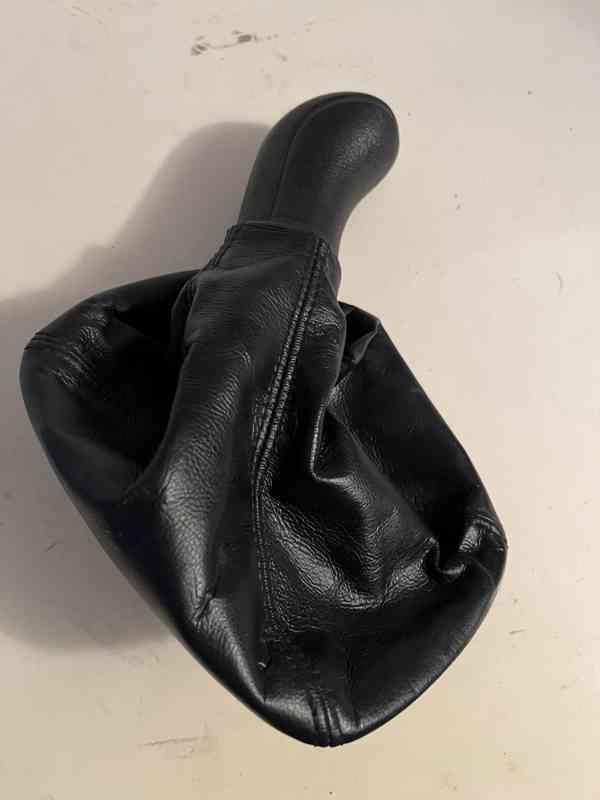 Hlavice řadící páky OCTAVIA I. s manžetou - foto 5