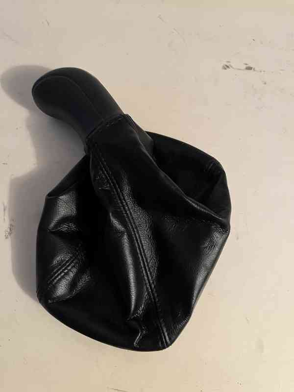 Hlavice řadící páky OCTAVIA I. s manžetou - foto 4