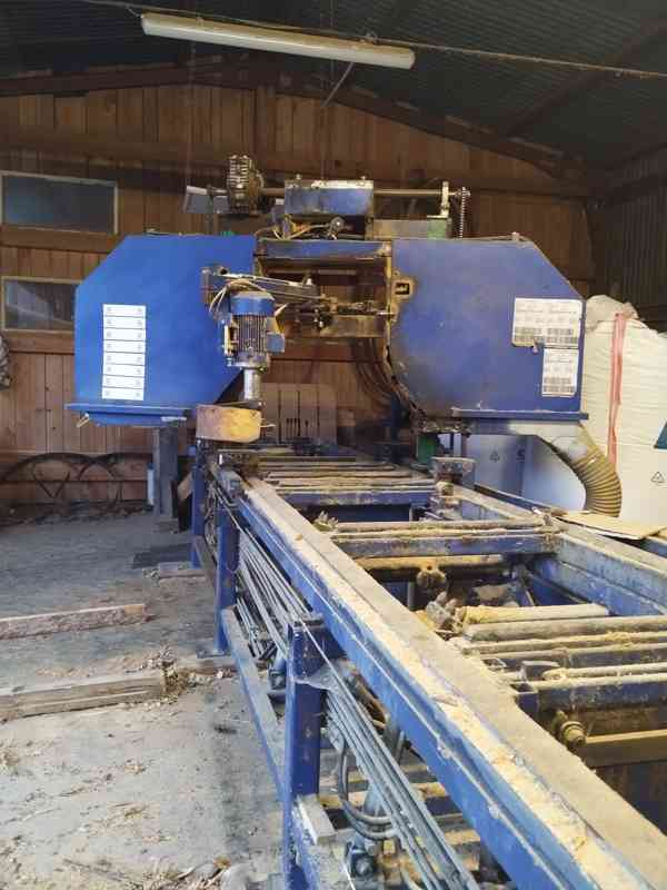 Kmenová pásová pila - foto 1