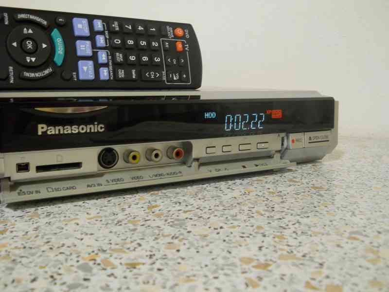 DVD rekordér Panasonic DMR-EX77 - foto 4