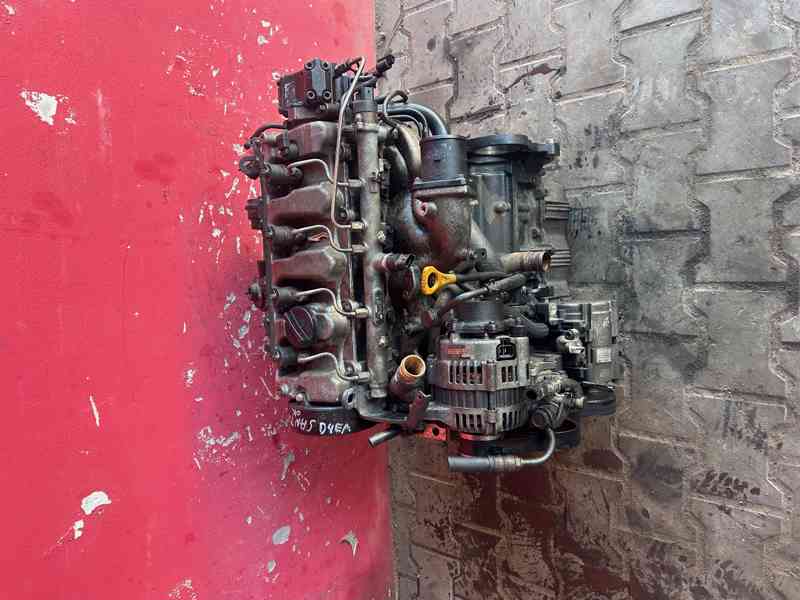 Motor 2,0CRDI D4EA 83KW Hyundai Santa FE kompletní - foto 1