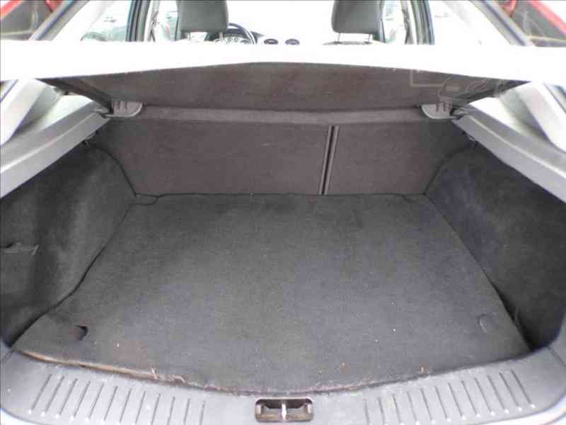 Ford Focus 1,6 16V TAŽNÉ ZAŘÍZENÍ - foto 9
