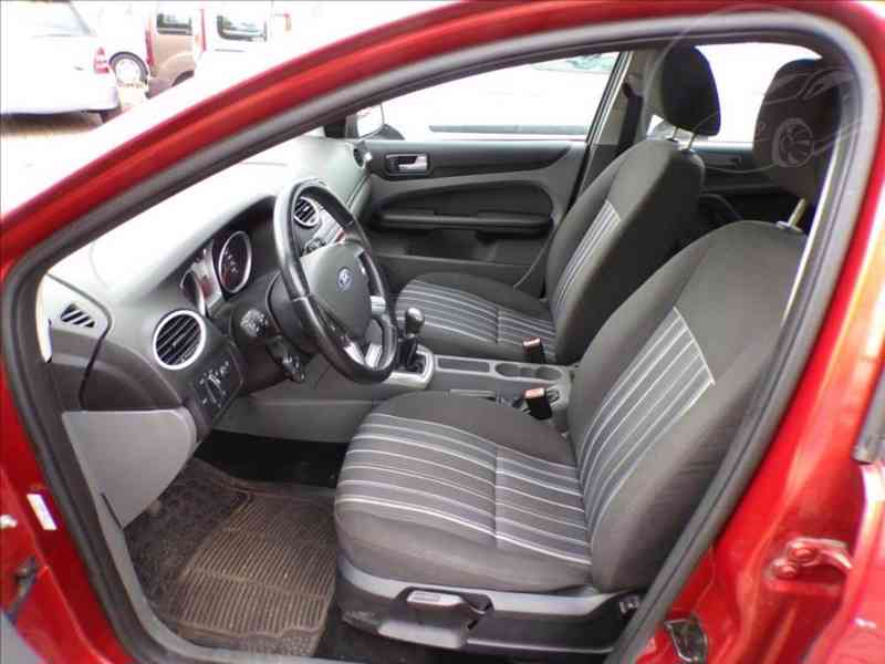 Ford Focus 1,6 16V TAŽNÉ ZAŘÍZENÍ - foto 7
