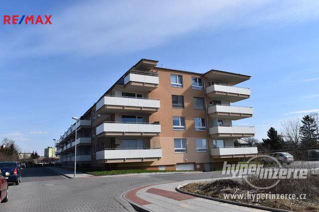 Nabízíme k prodeji slunný cihlový byt v novostavbě 1+kk, 33 m2, s balkonem v klidné části Olomouce - foto 2