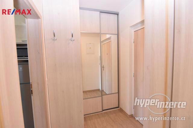 Nabízíme k prodeji slunný cihlový byt v novostavbě 1+kk, 33 m2, s balkonem v klidné části Olomouce - foto 12