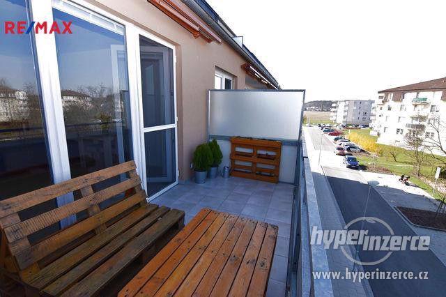 Nabízíme k prodeji slunný cihlový byt v novostavbě 1+kk, 33 m2, s balkonem v klidné části Olomouce - foto 15