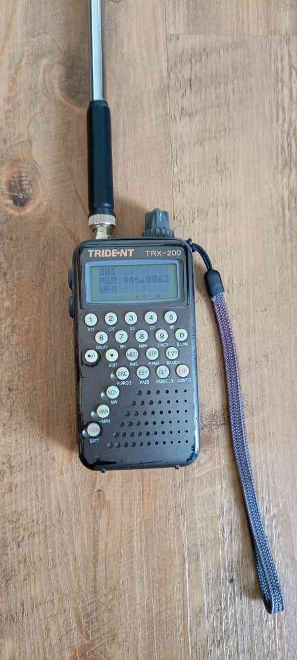 Širokopásmový skener / radiopřijímač Trident TRX-200 - foto 3