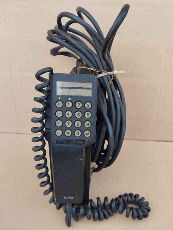 Starý telefon NMT EUROTEL 