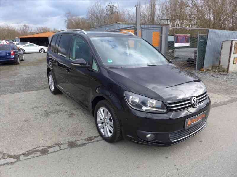 Volkswagen Touran 1,4 TSI NAVI KAMERA VÝHŘEV - foto 2