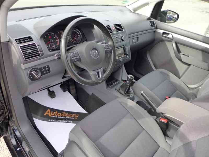 Volkswagen Touran 1,4 TSI NAVI KAMERA VÝHŘEV - foto 5