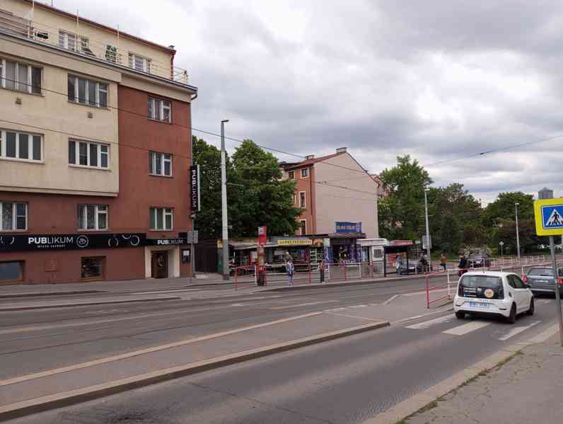 Pronájem obchodu PizzaPraha 10-Strašnice,u st.MHD v Praha10  - foto 2